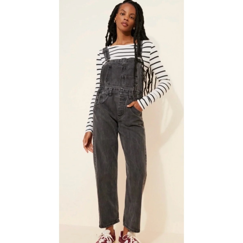 Free People Ziggy Relaxed Overalls in Black Washed Denim sz M